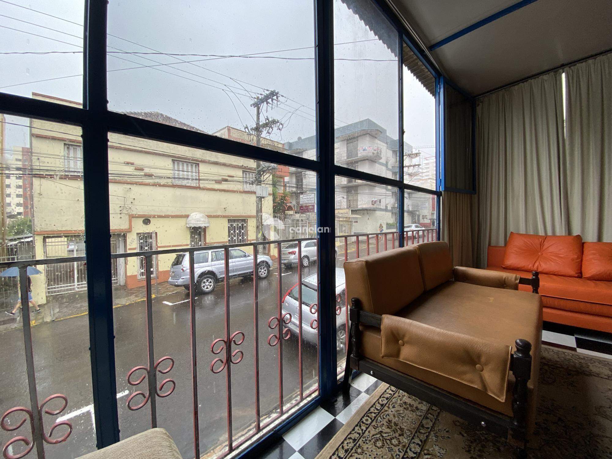 Casa à venda no Centro: 