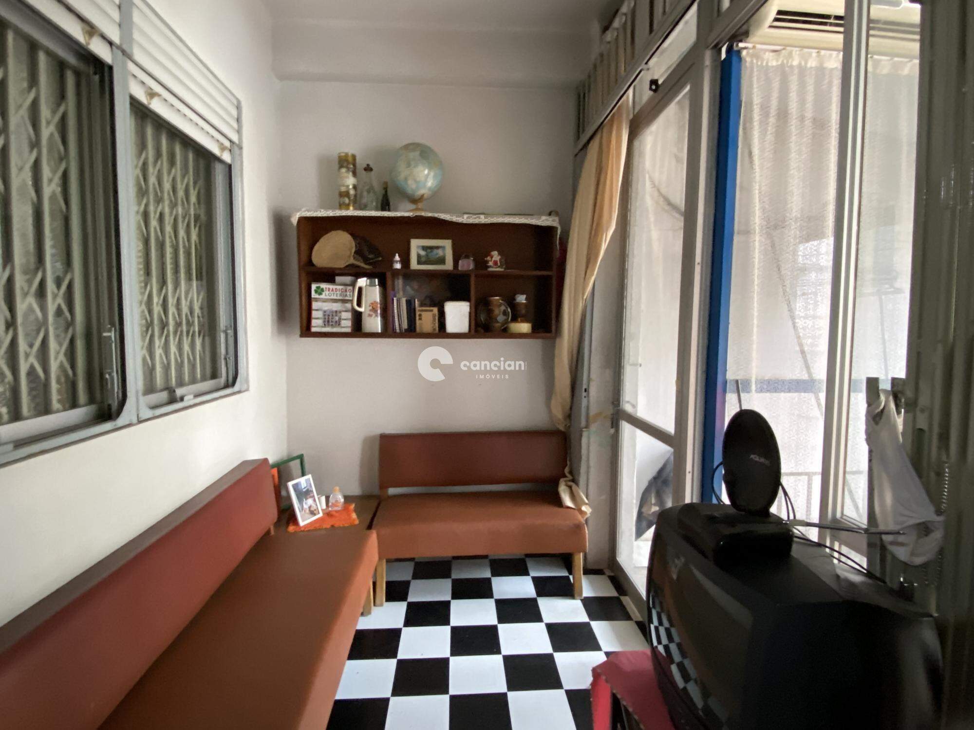 Casa à venda no Centro: 