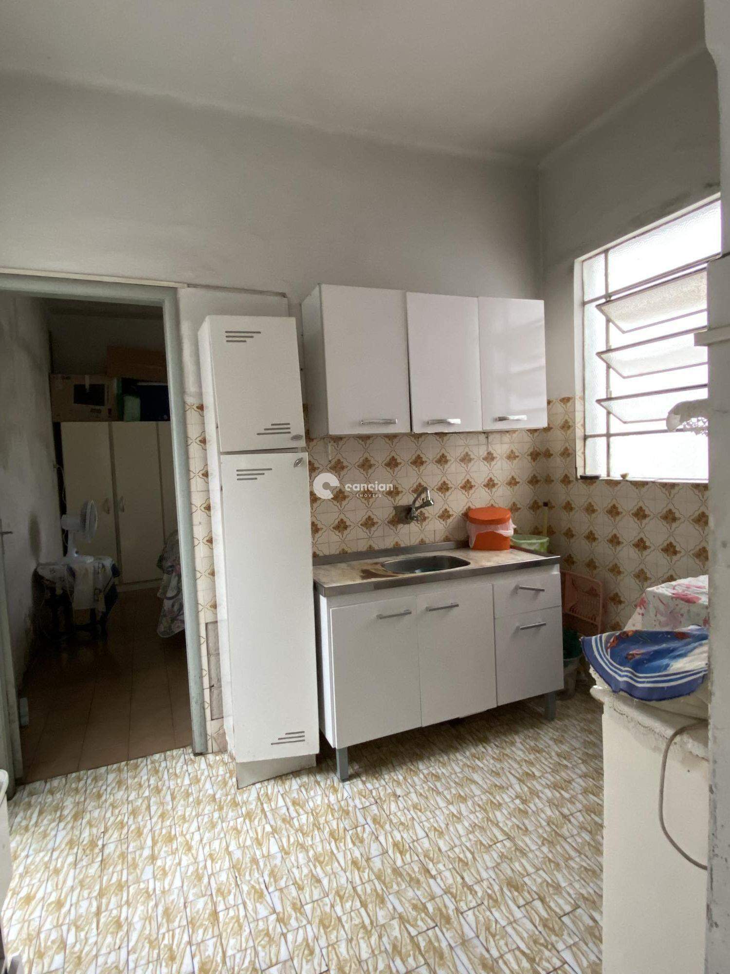 Casa à venda no Centro: 