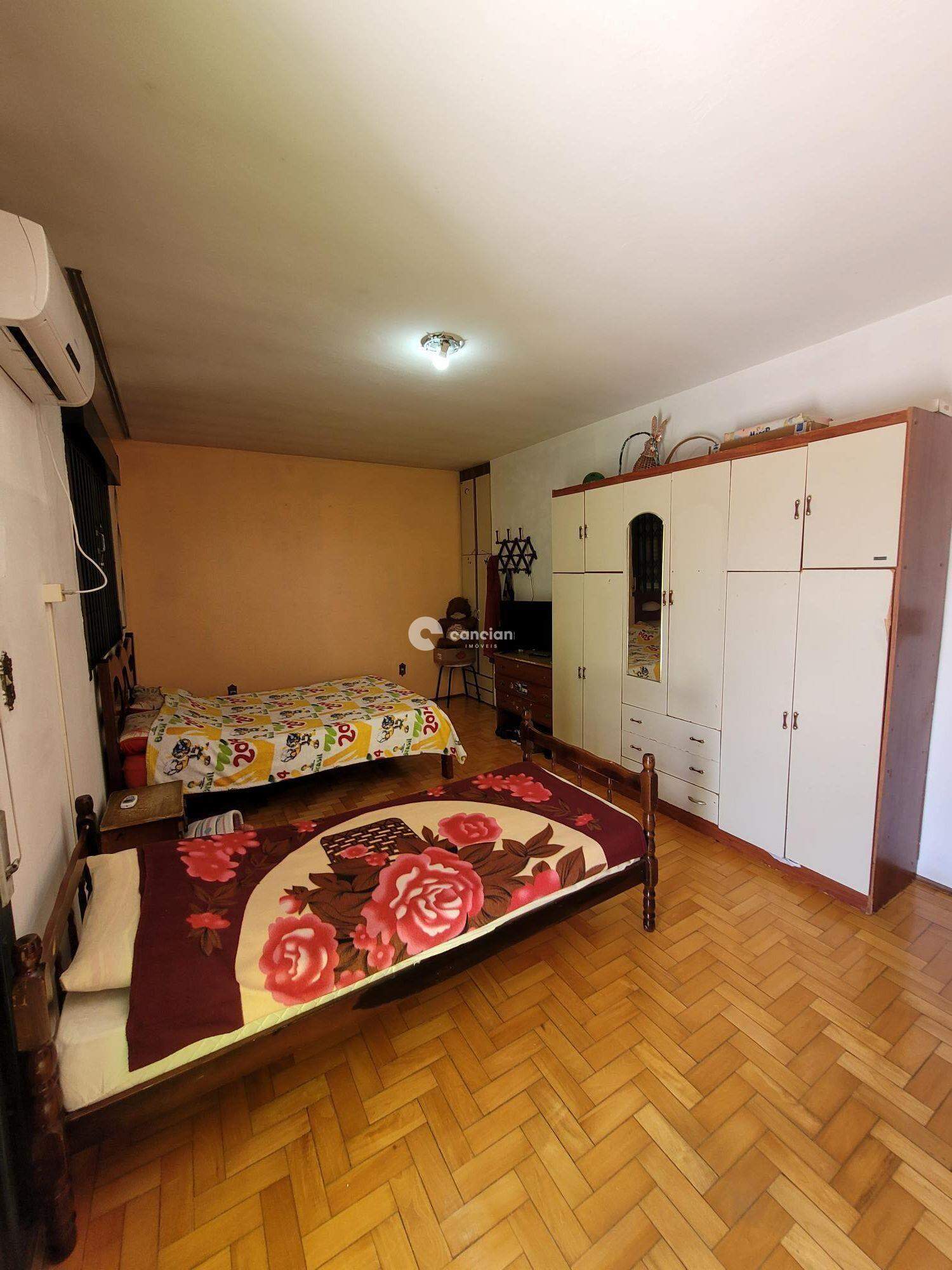Casa à venda no Tancredo Neves: 