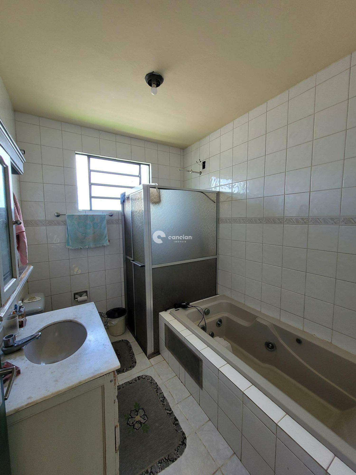 Casa à venda no Tancredo Neves: 