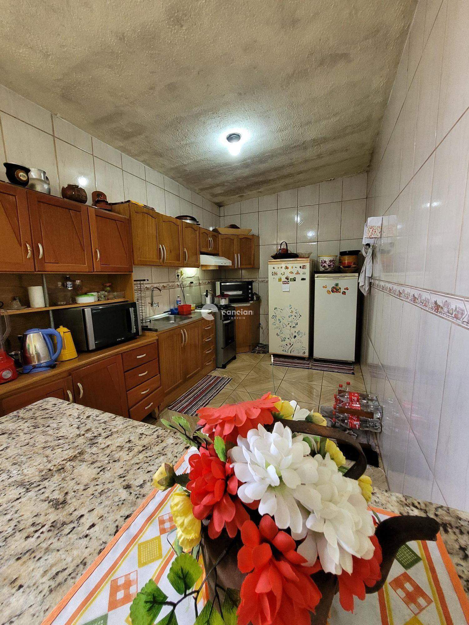 Casa à venda no Tancredo Neves: 