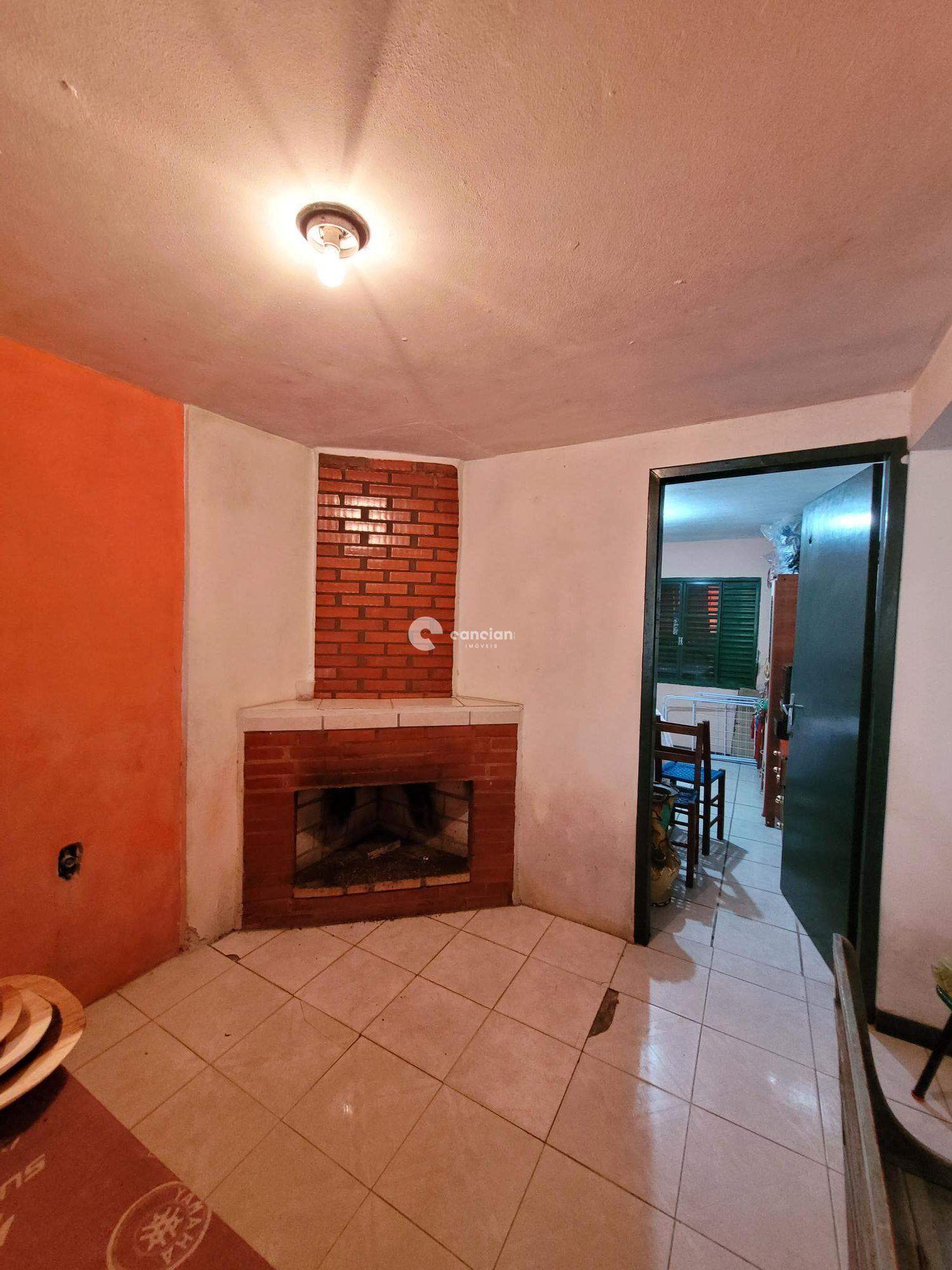 Casa à venda no Tancredo Neves: 