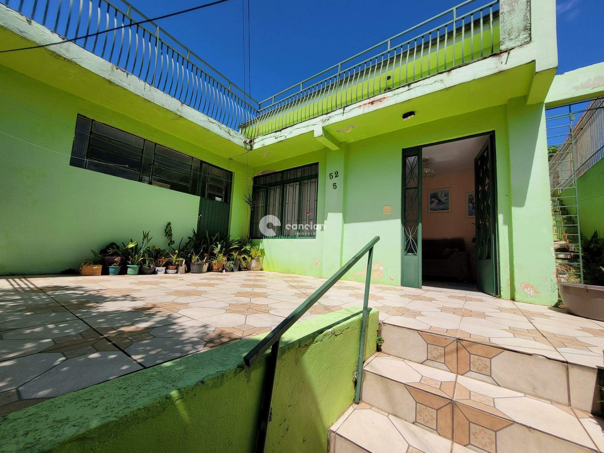 Casa à venda no Tancredo Neves: 