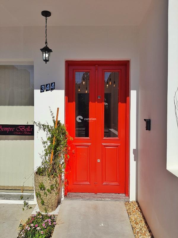 Prédio à venda no Camobi: 