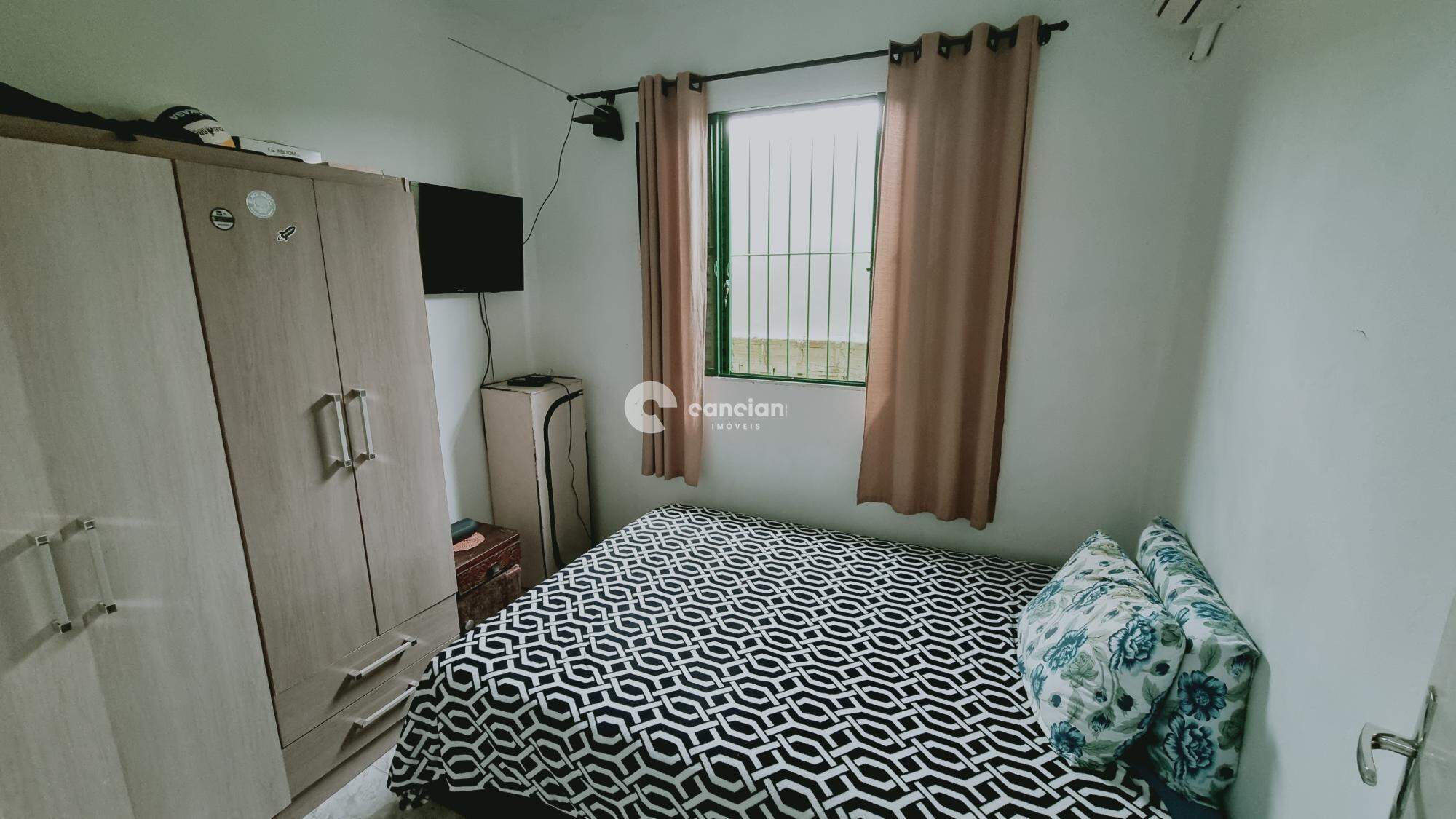 Casa à venda no Juscelino Kubitschek: 
