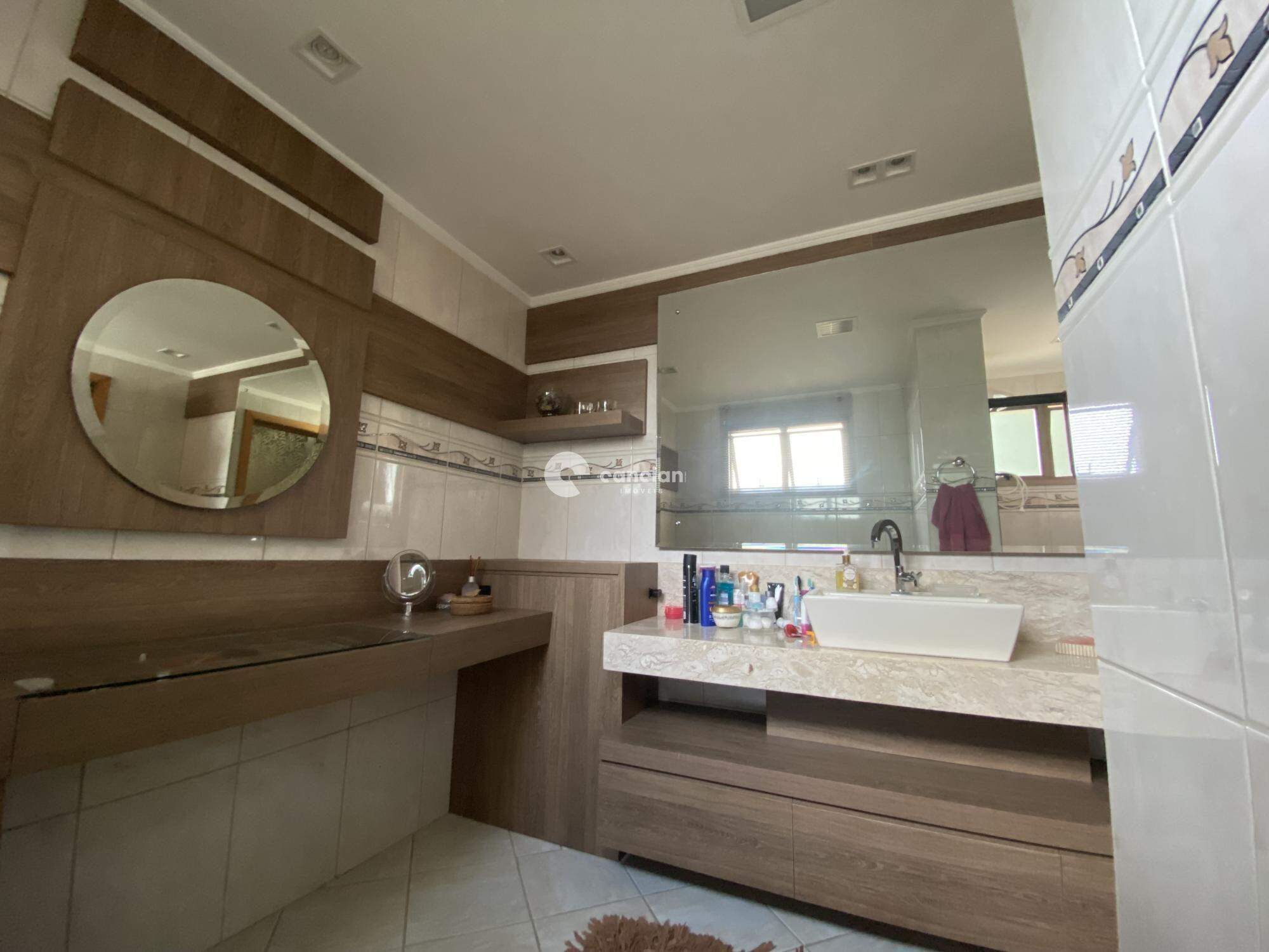 Duplex à venda no Nossa Senhora das Dores: 