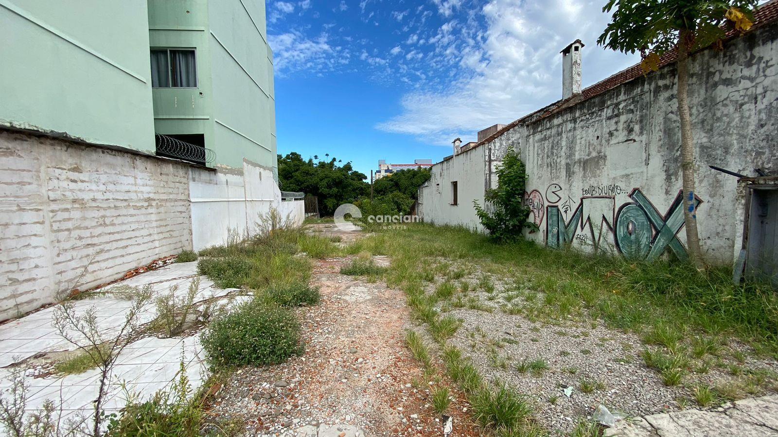 Terreno à venda no Centro: