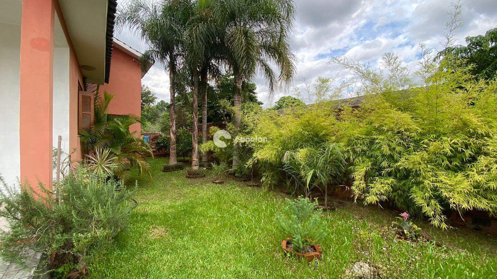 Casa à venda no Caturrita: 