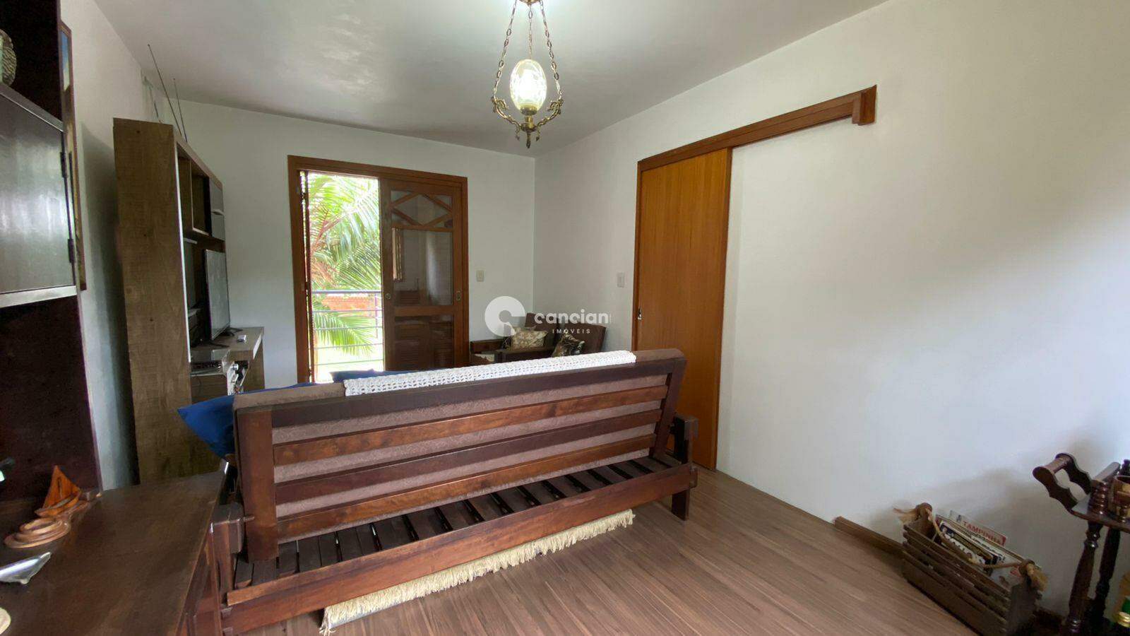 Casa à venda no Caturrita: 