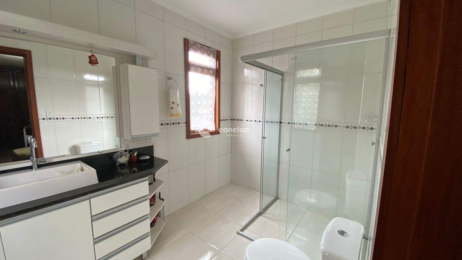 Casa à venda no Caturrita: 