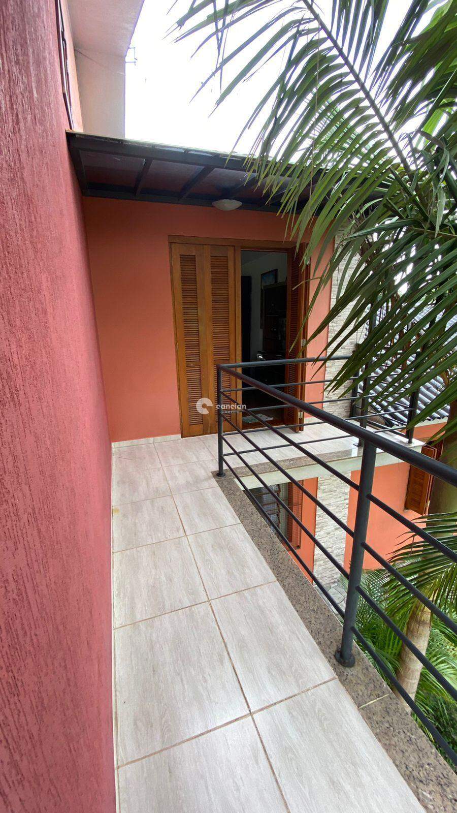 Casa à venda no Caturrita: 