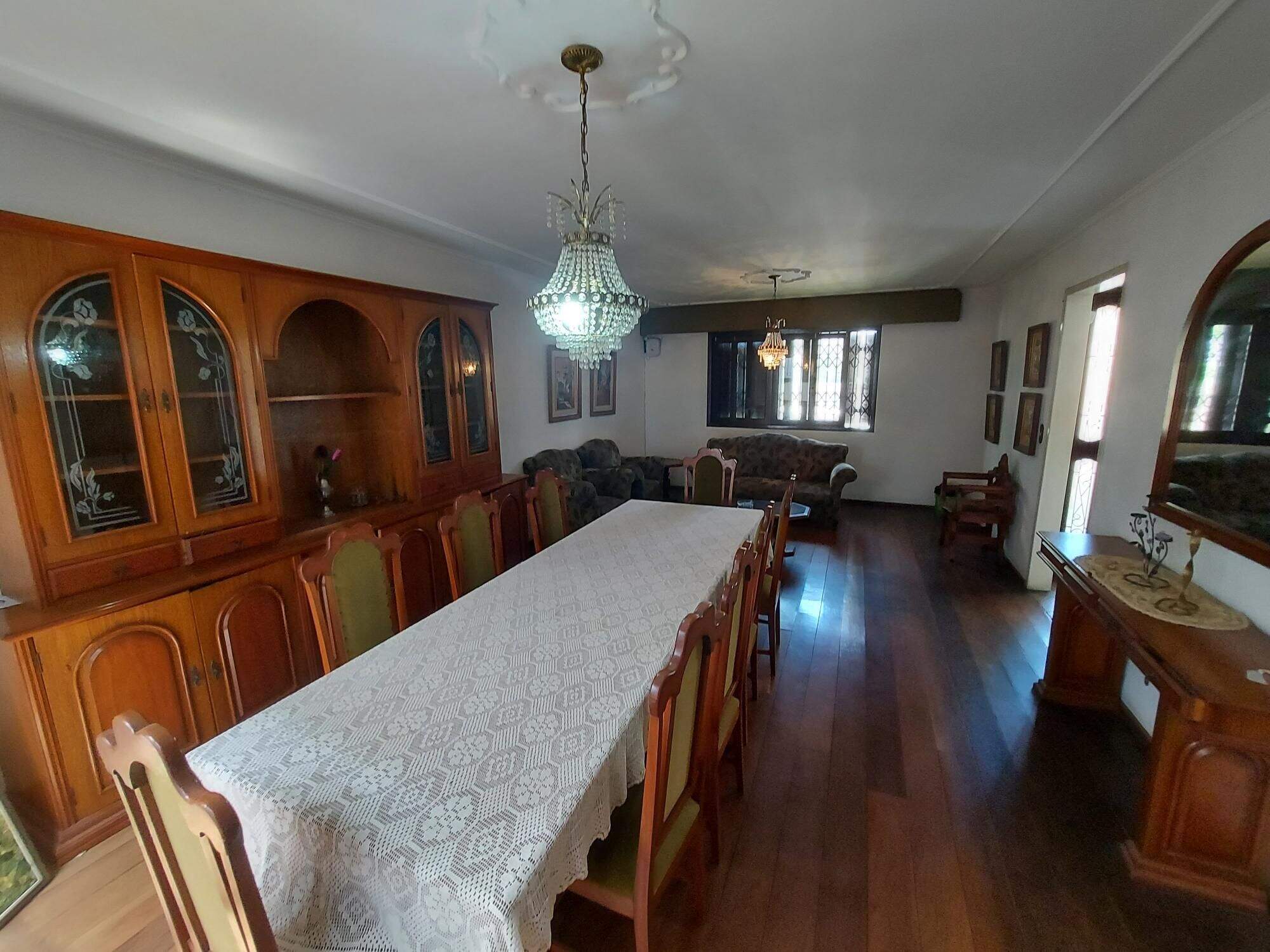 Casa à venda no Centro: 