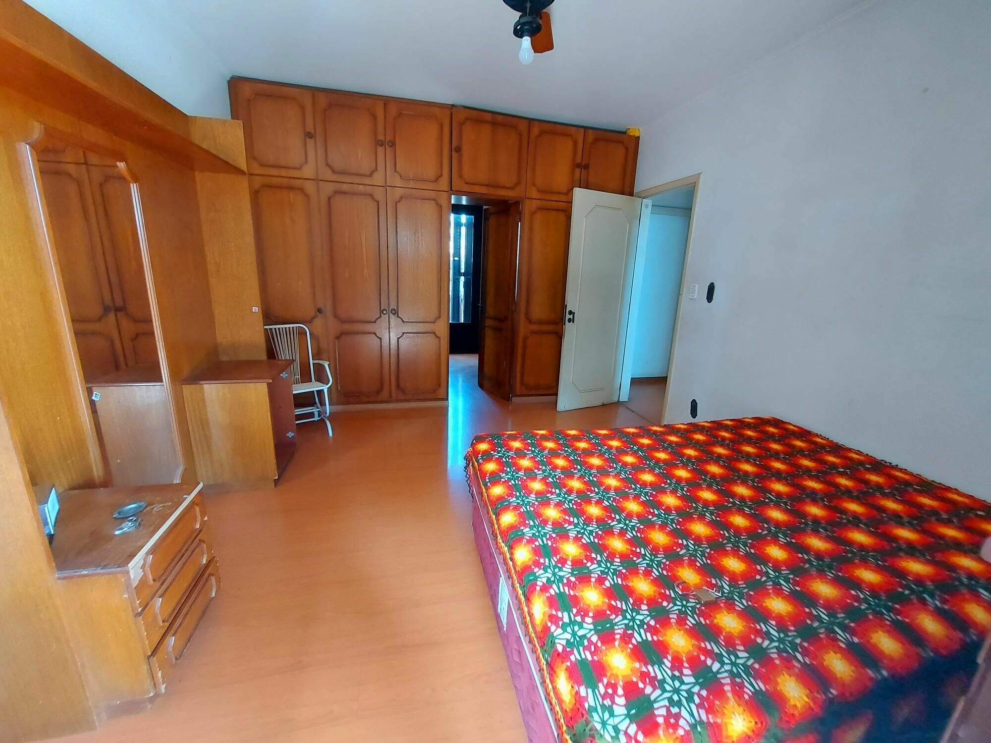 Casa à venda no Centro: 