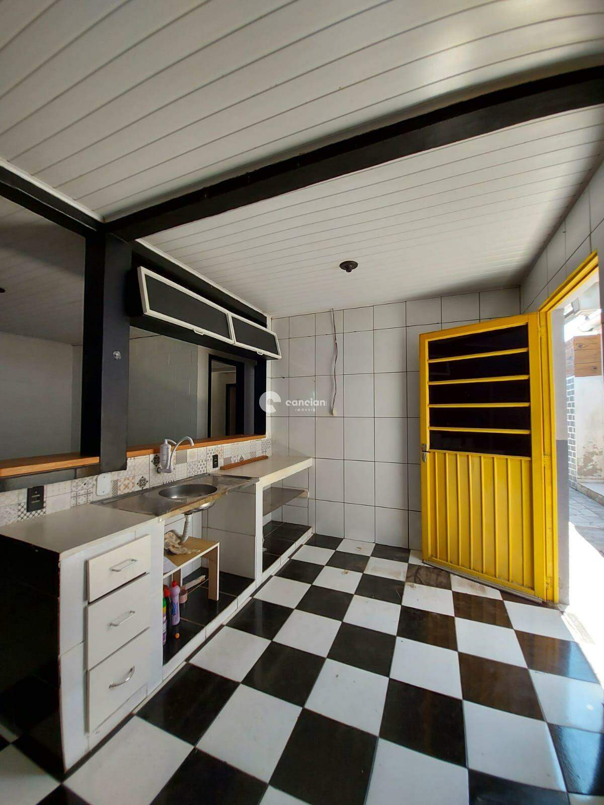 Casa à venda no Camobi: 