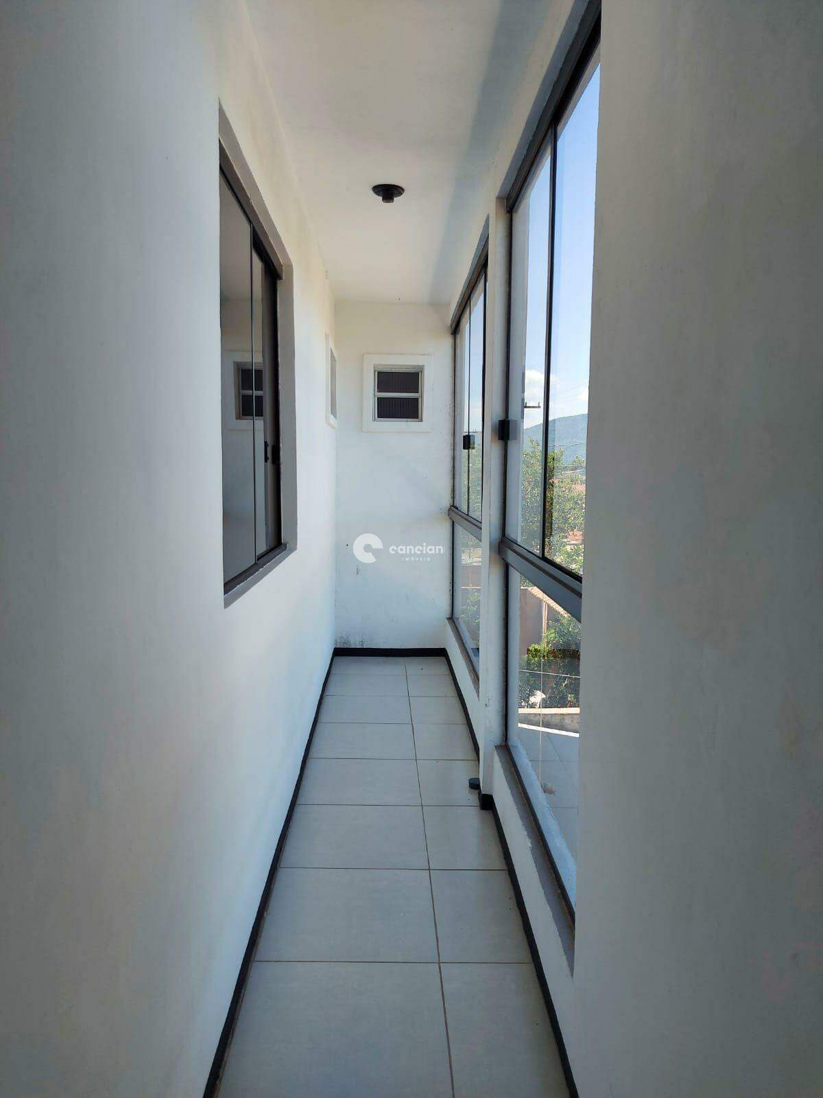 Casa à venda no Camobi: 