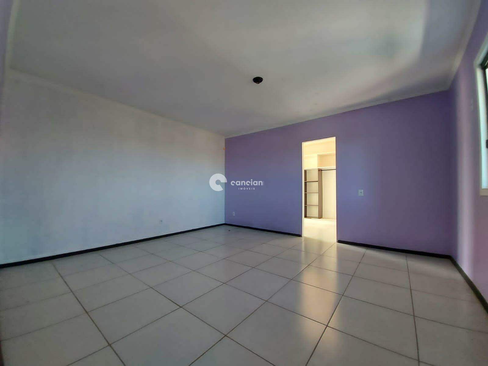 Casa à venda no Camobi: 