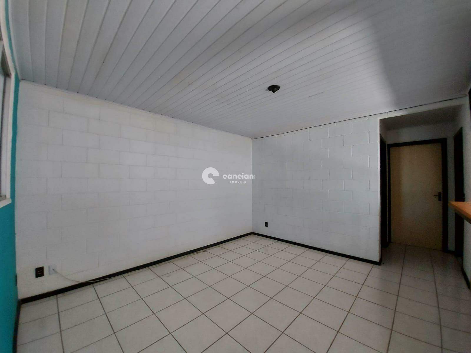 Casa à venda no Camobi: 