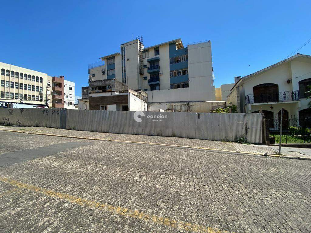 Terreno à venda no Centro: 