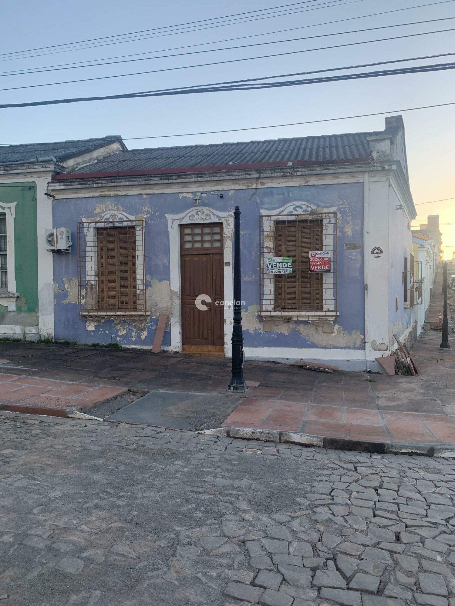 Casa à venda no Centro: 