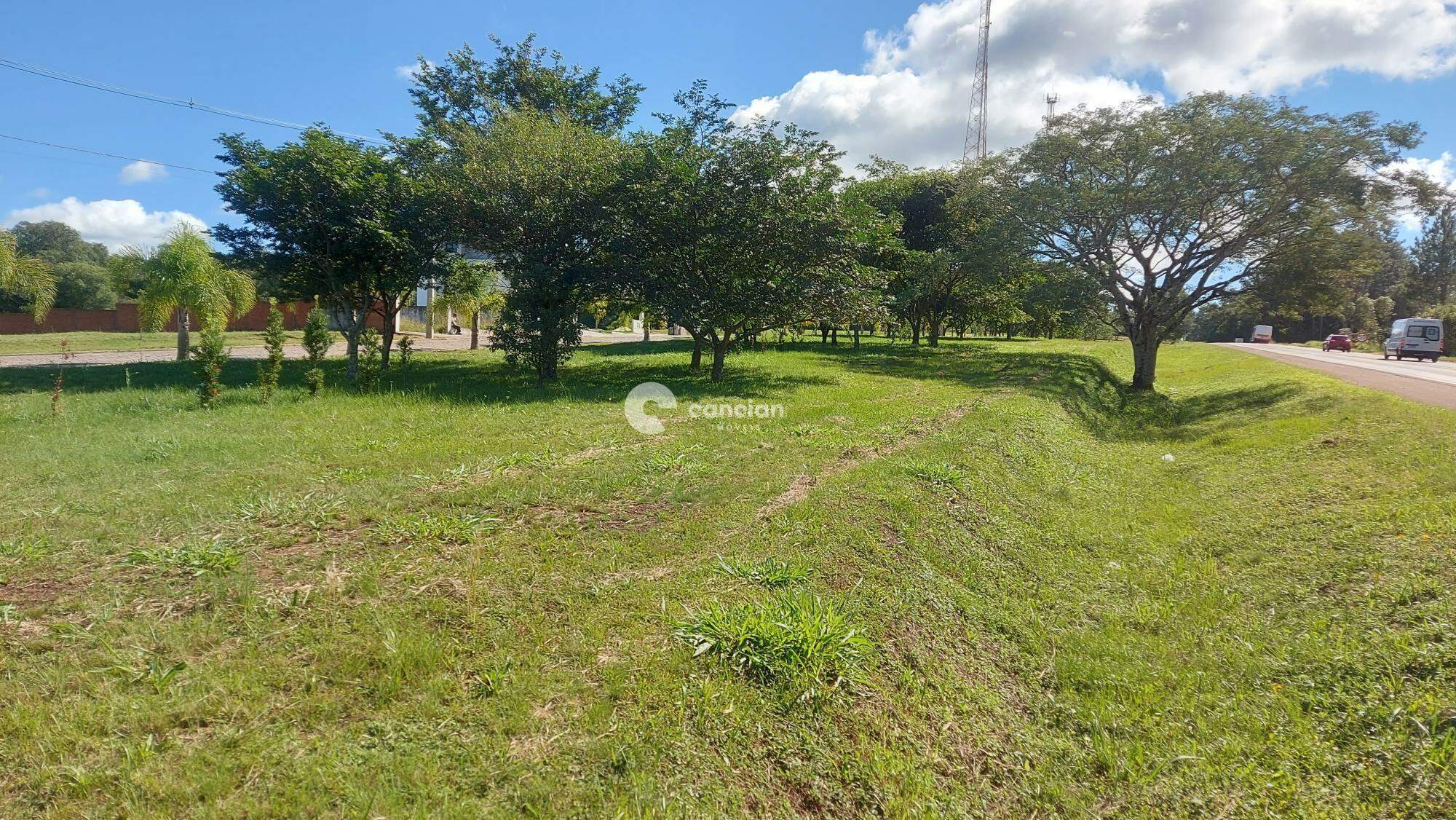 Terreno à venda no Parque Serrano: