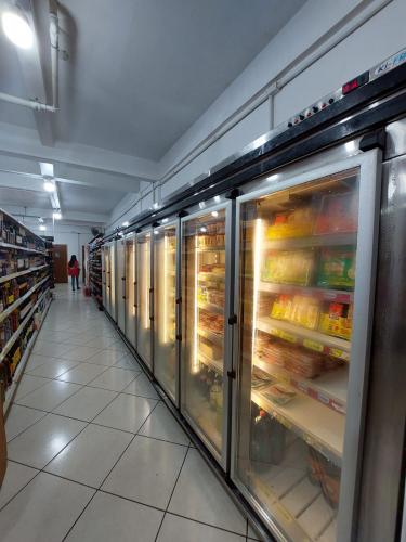 Prédio Comercial à venda no Boi Morto: 