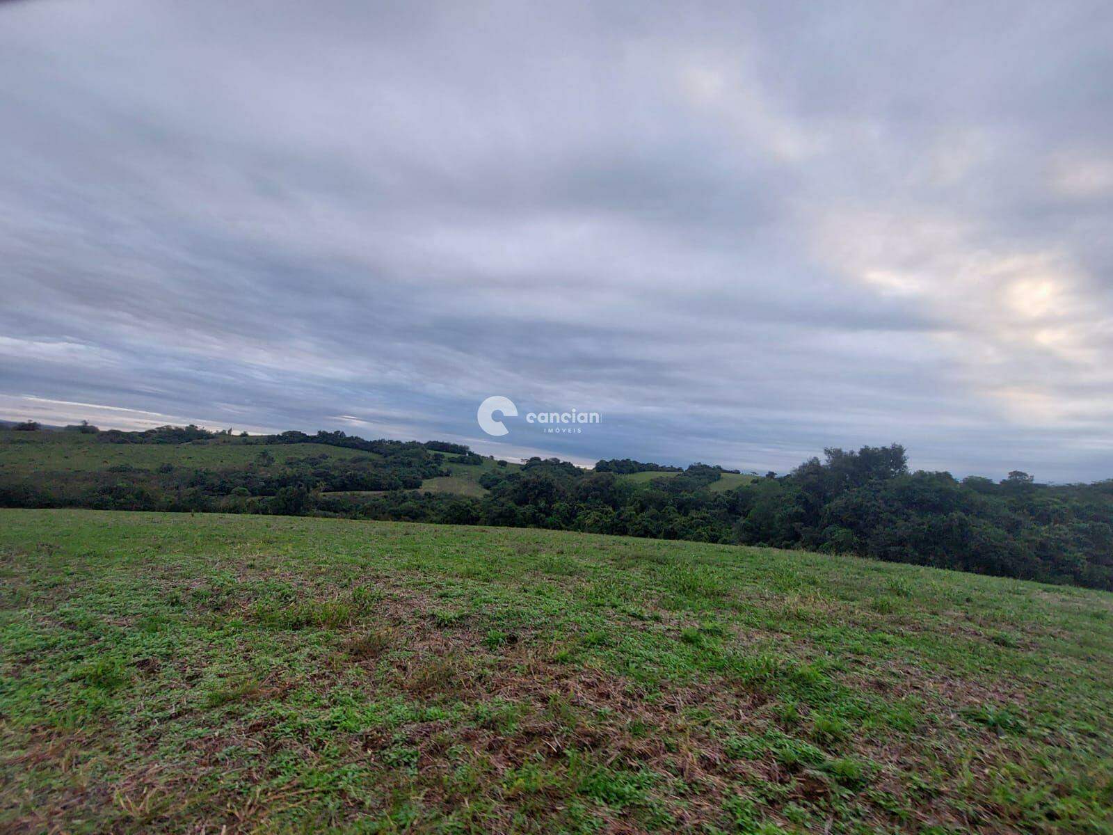 Área Rural à venda no Zona rural: 