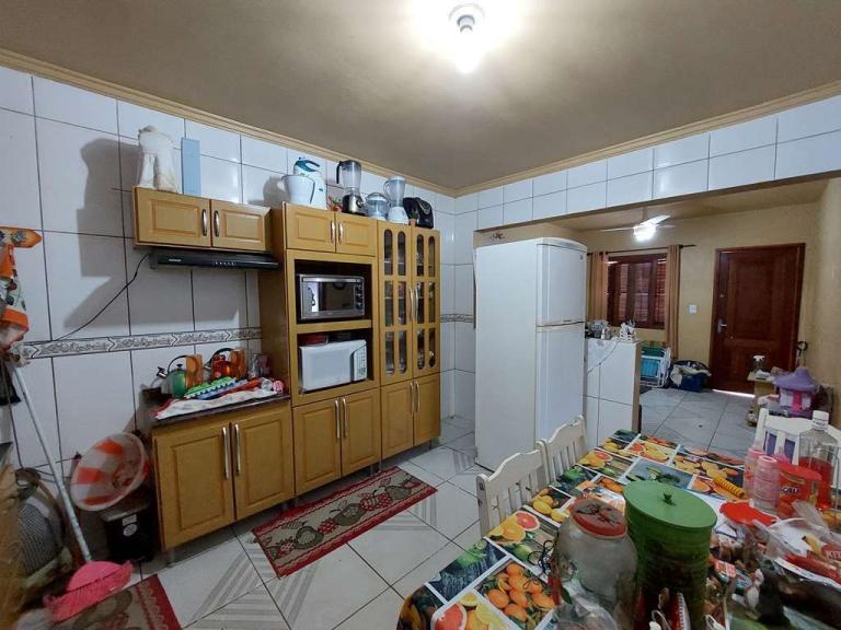 Casa de Condomínio à venda no Pinheiro Machado: 