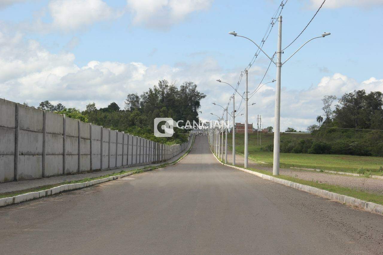 Terreno à venda no Camobi: 