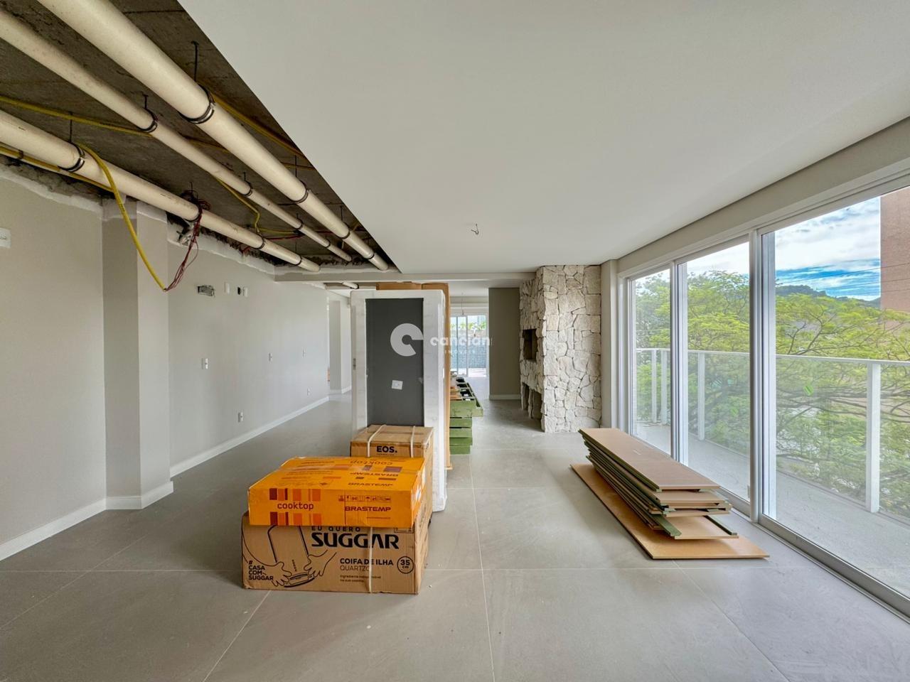 Apartamento à venda no Menino Jesus: 