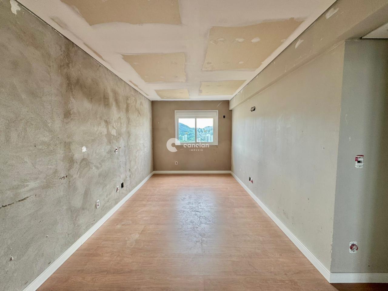 Apartamento à venda no Menino Jesus: 