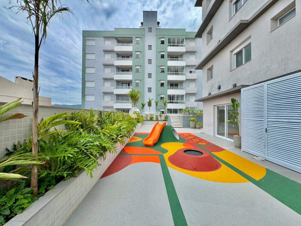 Apartamento à venda no Menino Jesus: 