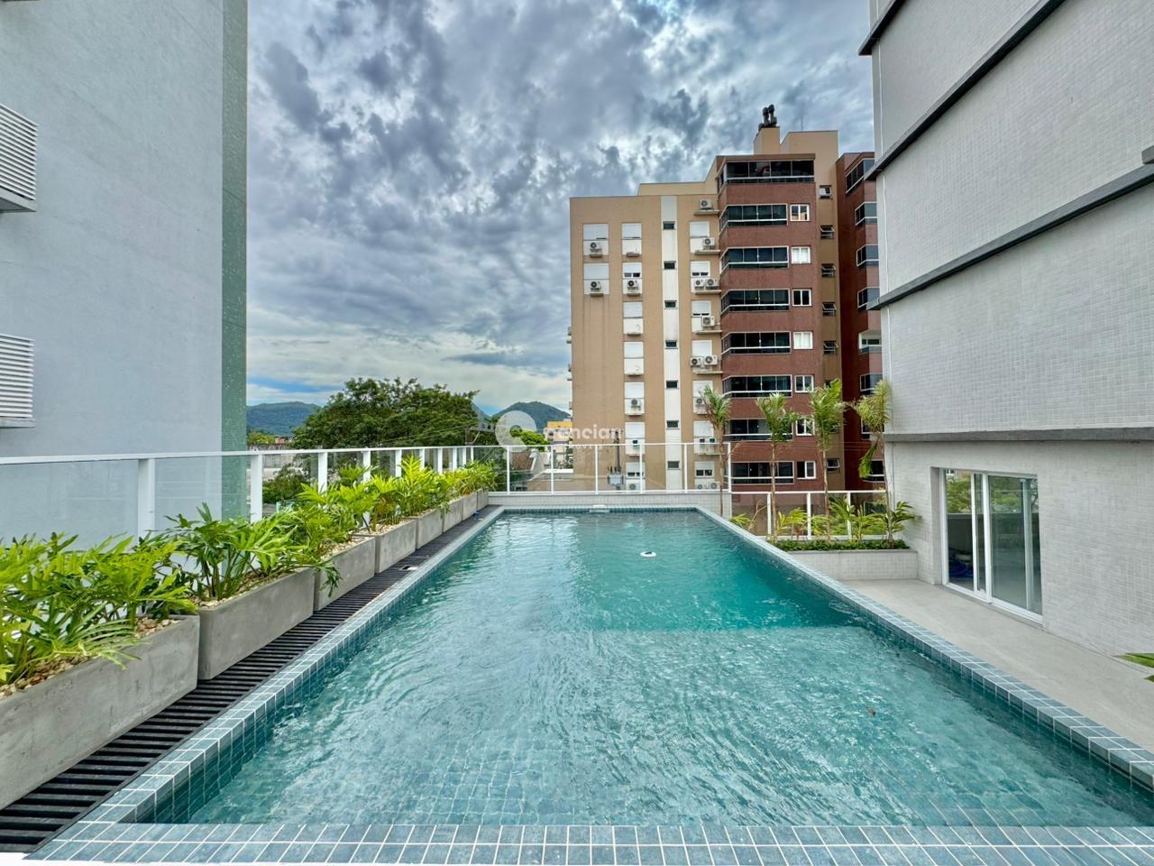 Apartamento à venda no Menino Jesus: 