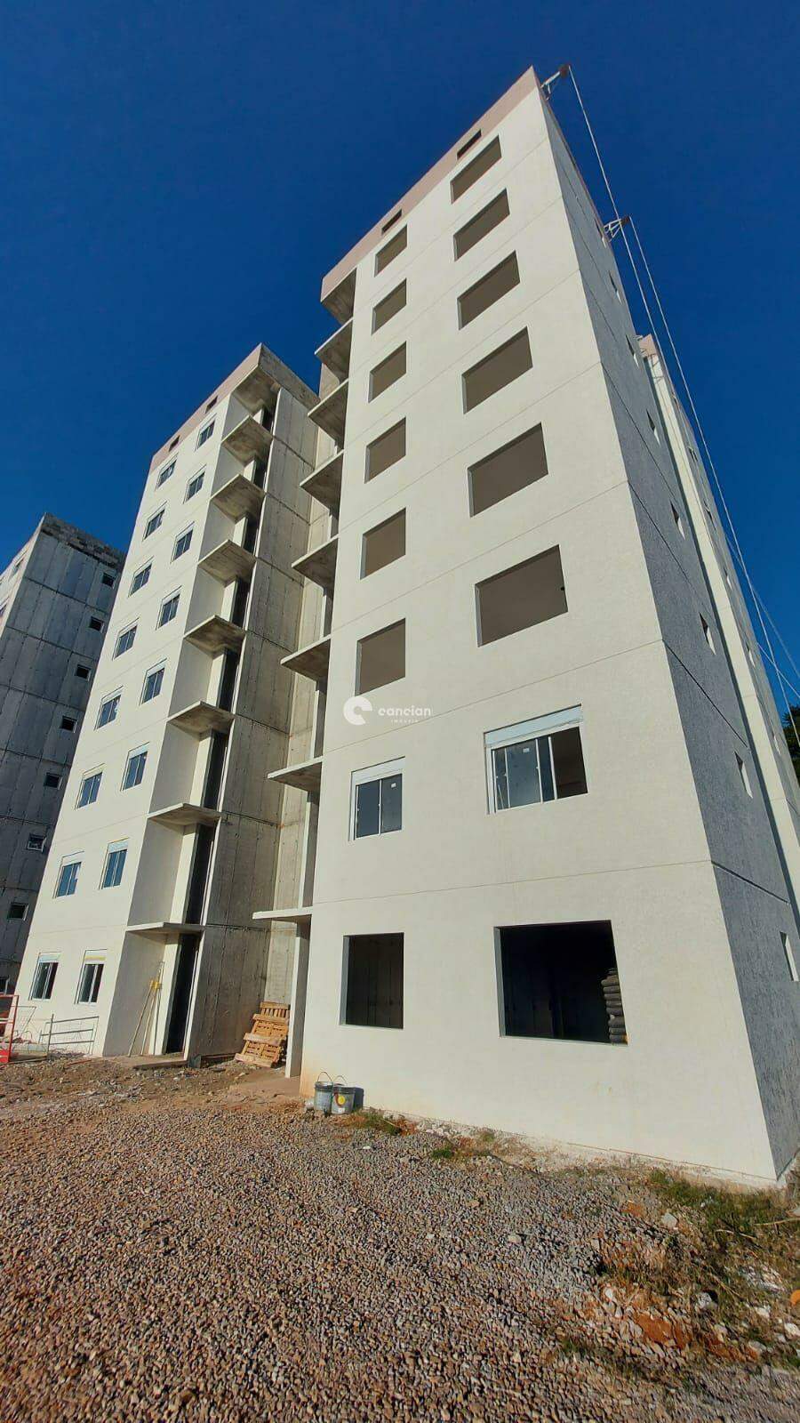 Apartamento à venda no Camobi: 