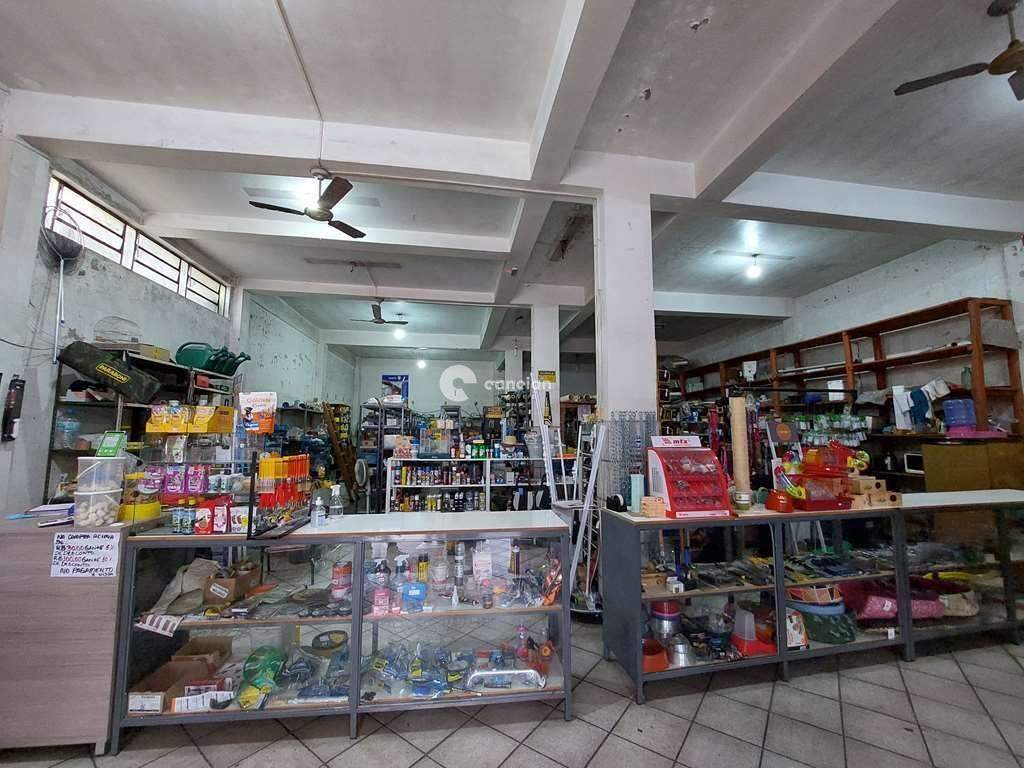 Prédio Comercial à venda no Tancredo Neves: 