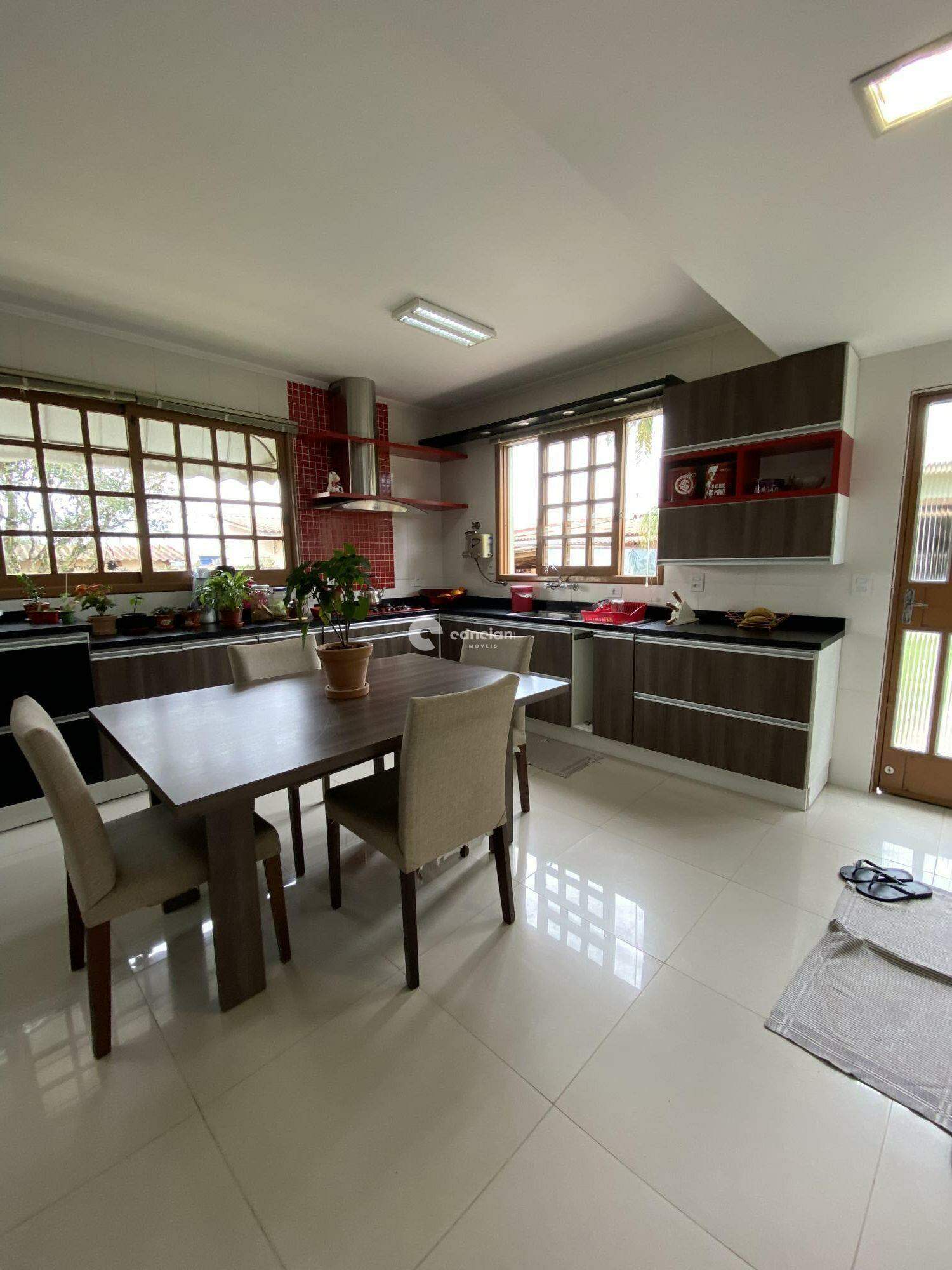 Casa à venda no Juscelino Kubitschek: