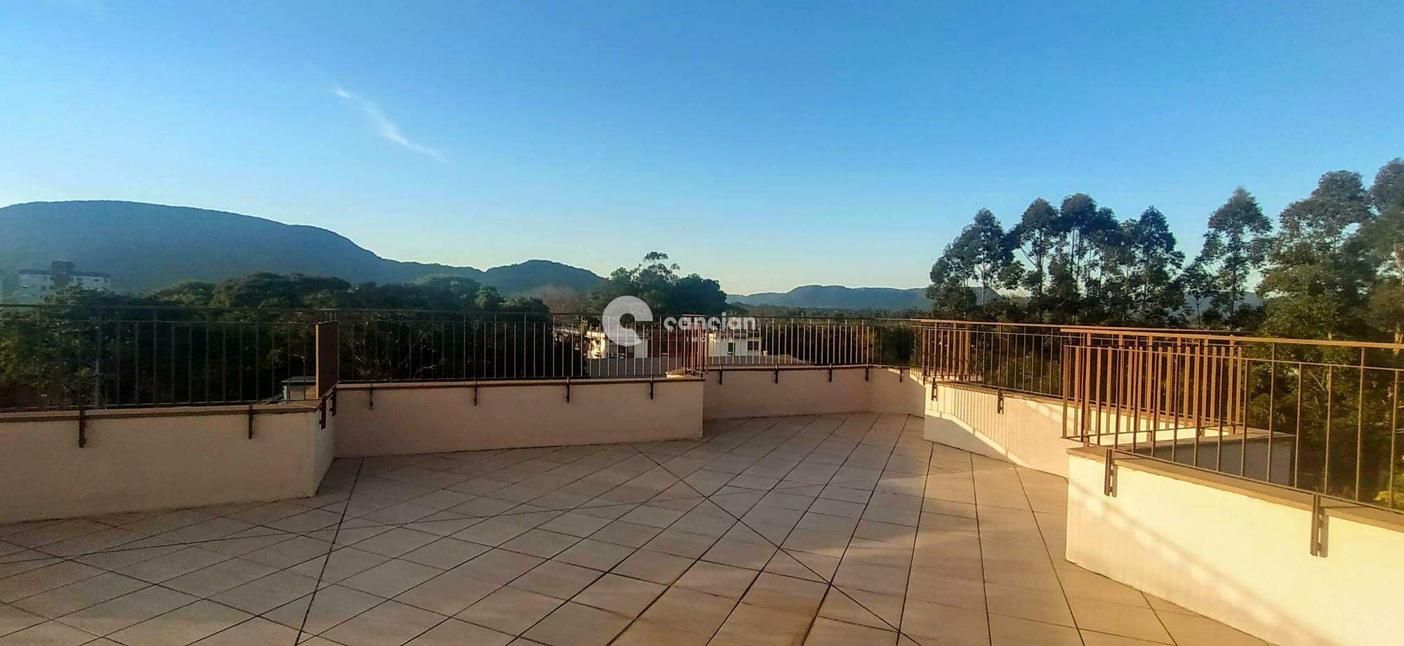 Apartamento à venda no Camobi: 