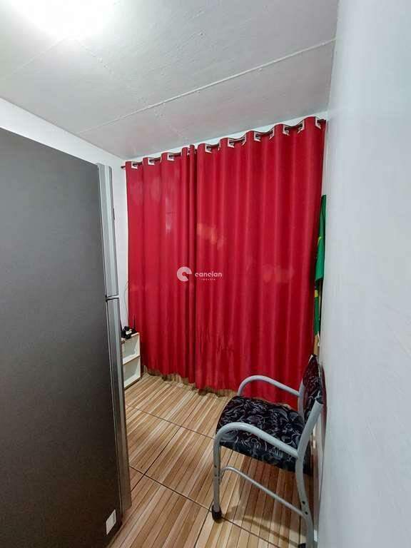 Apartamento à venda no Tancredo Neves: 