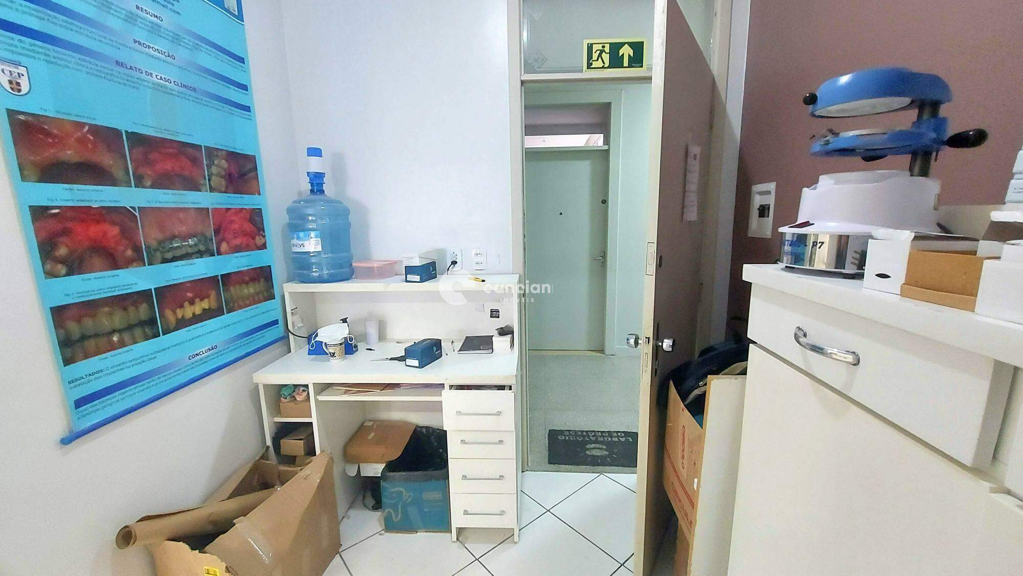 Sala Comercial à venda no Centro: 