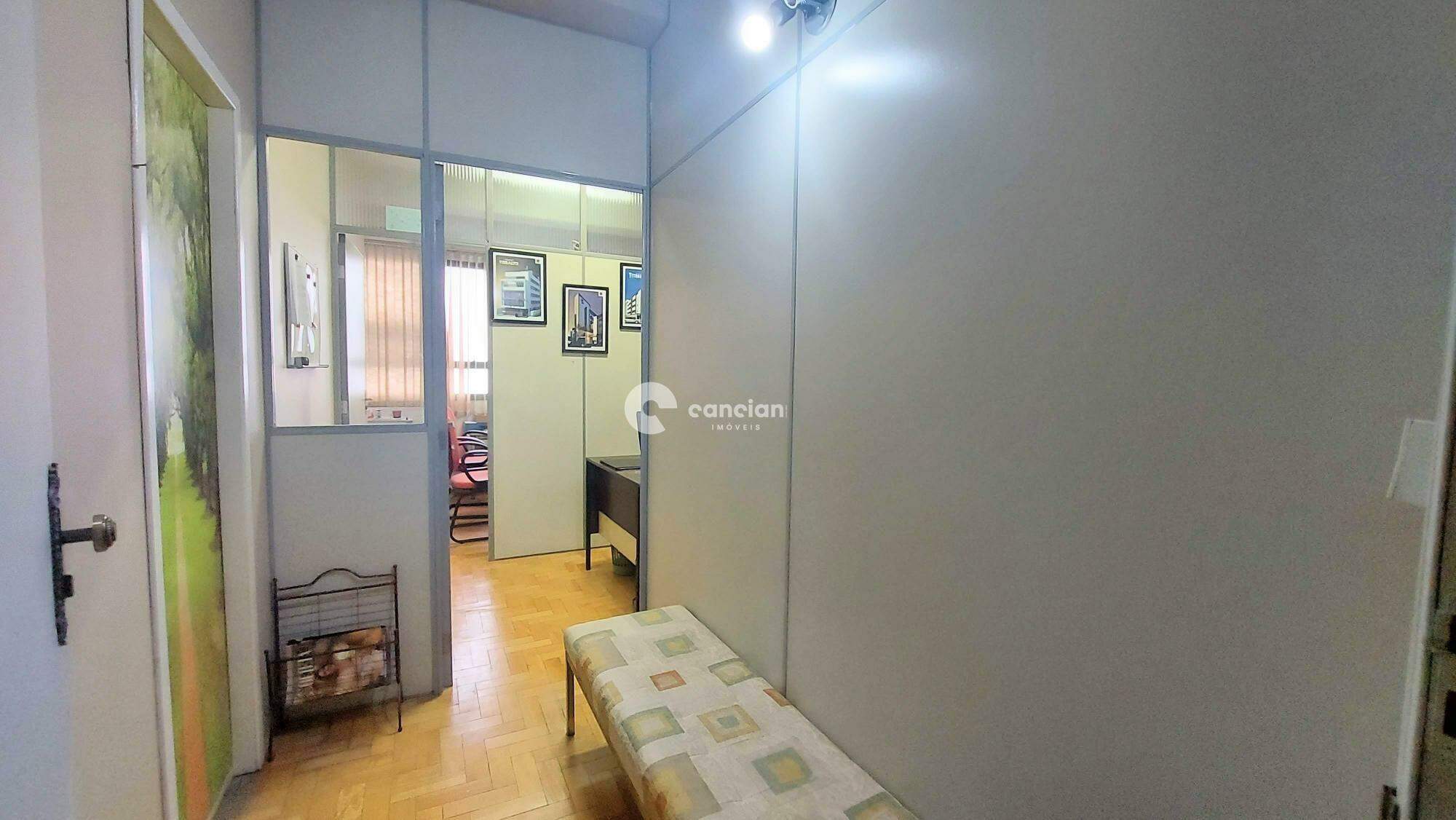 Sala Comercial à venda no Centro: 