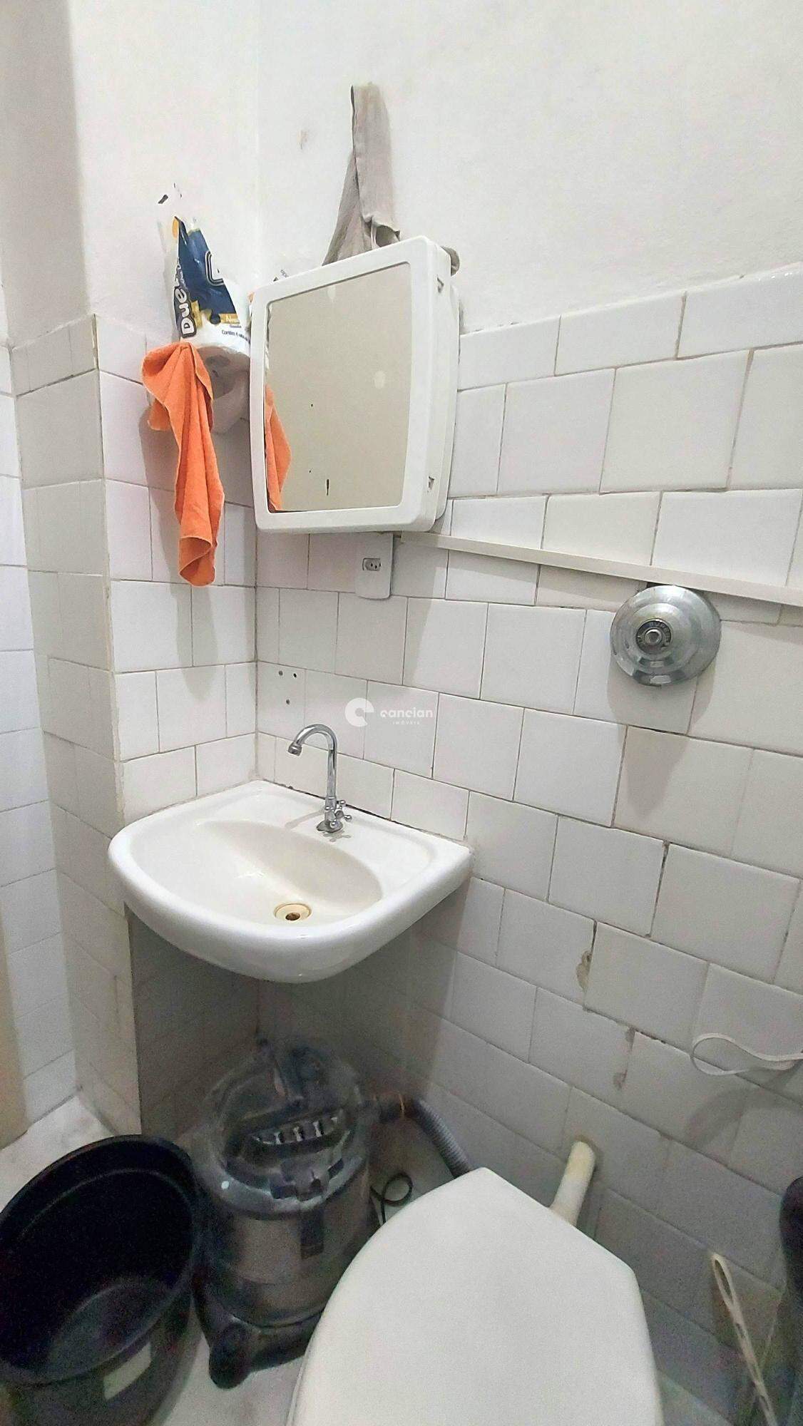 Sala Comercial �� venda no Centro: 