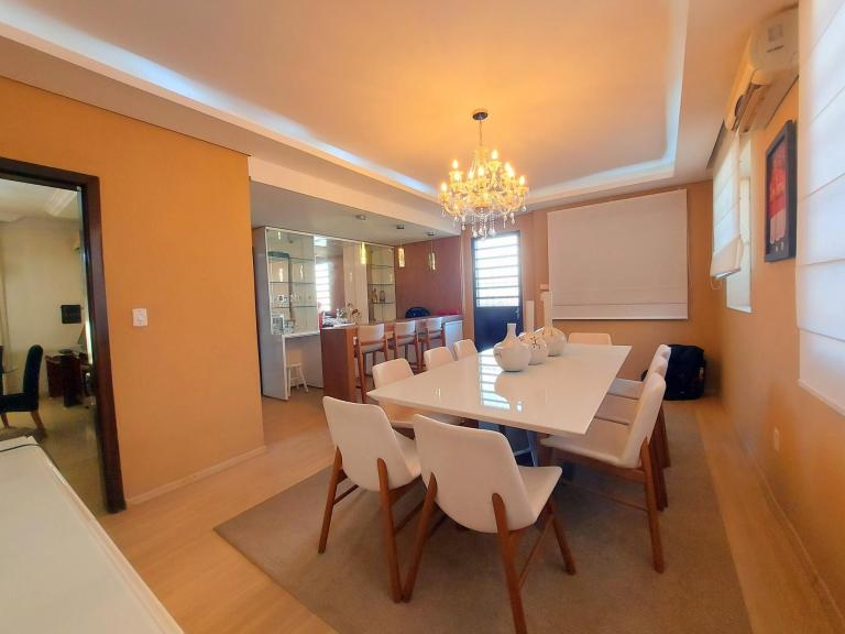 Casa à venda no Uglione: 