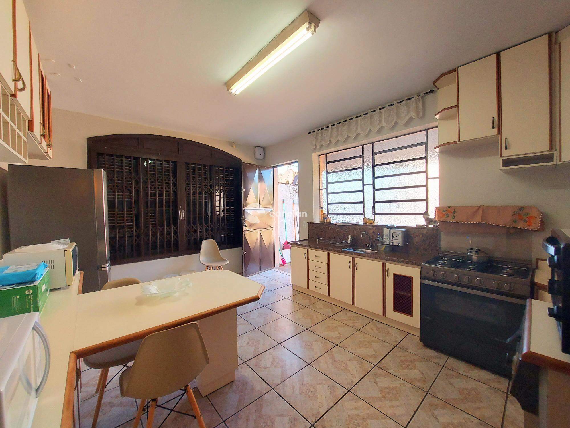 Casa à venda no Uglione: 