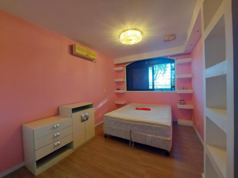 Casa à venda no Uglione: 