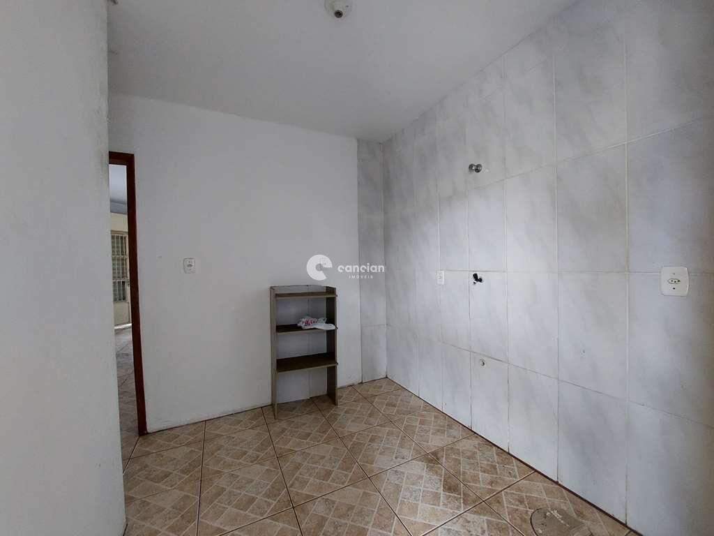Casa Comercial à venda no Carolina: 