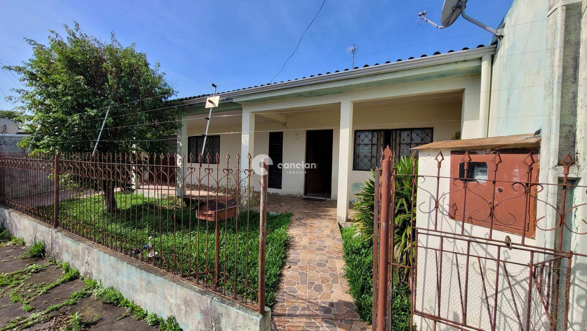 Casa à venda no Tancredo Neves: 