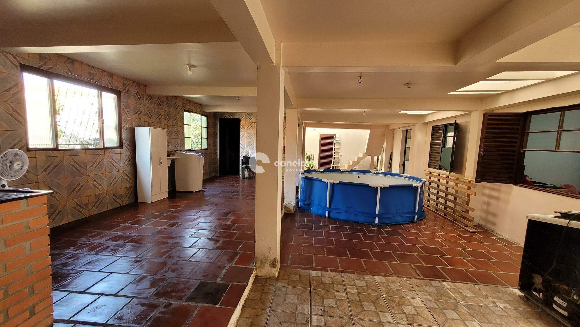 Casa à venda no Tancredo Neves: 