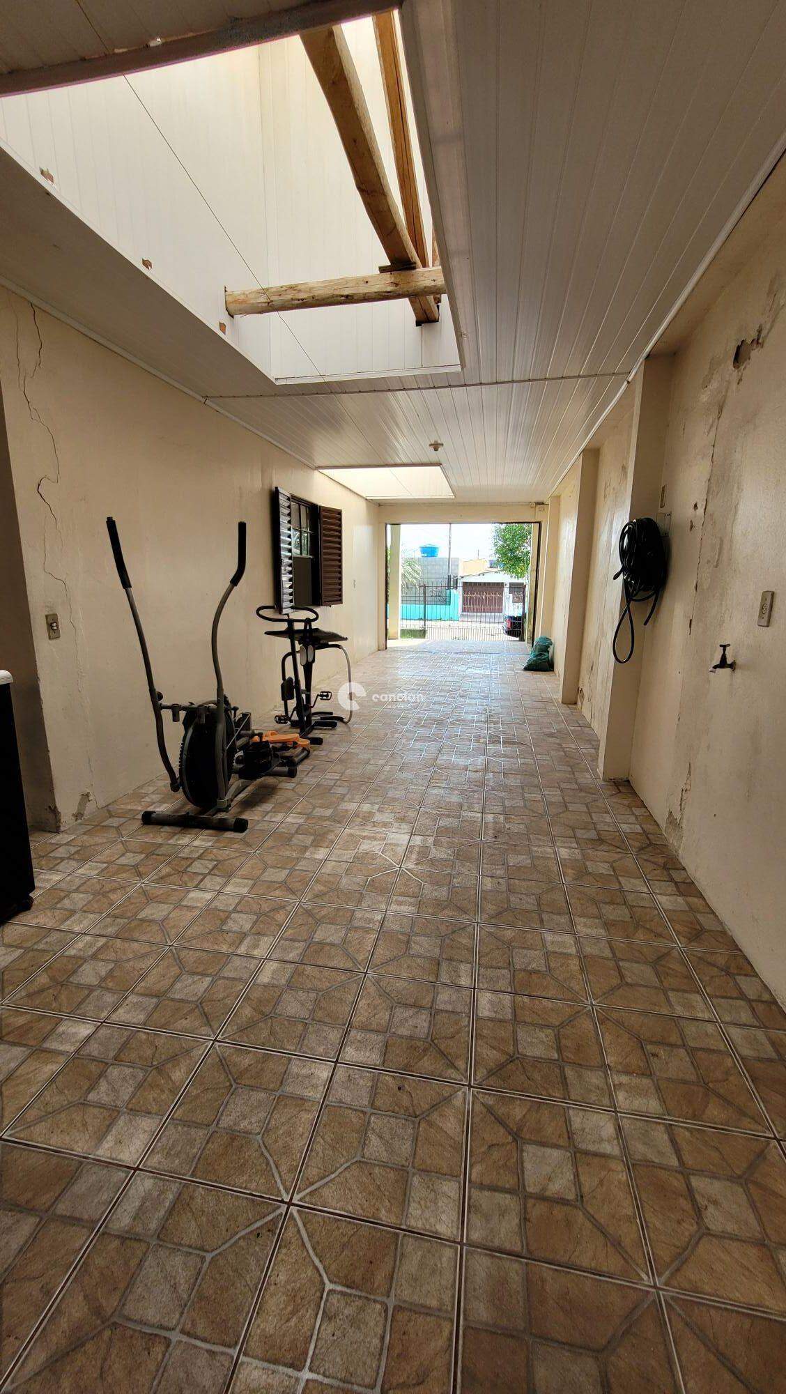 Casa à venda no Tancredo Neves: 