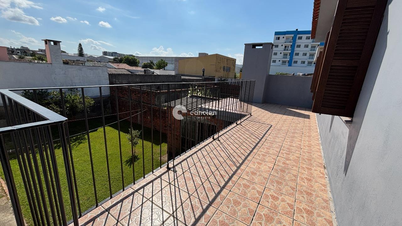 Casa à venda no Camobi: 