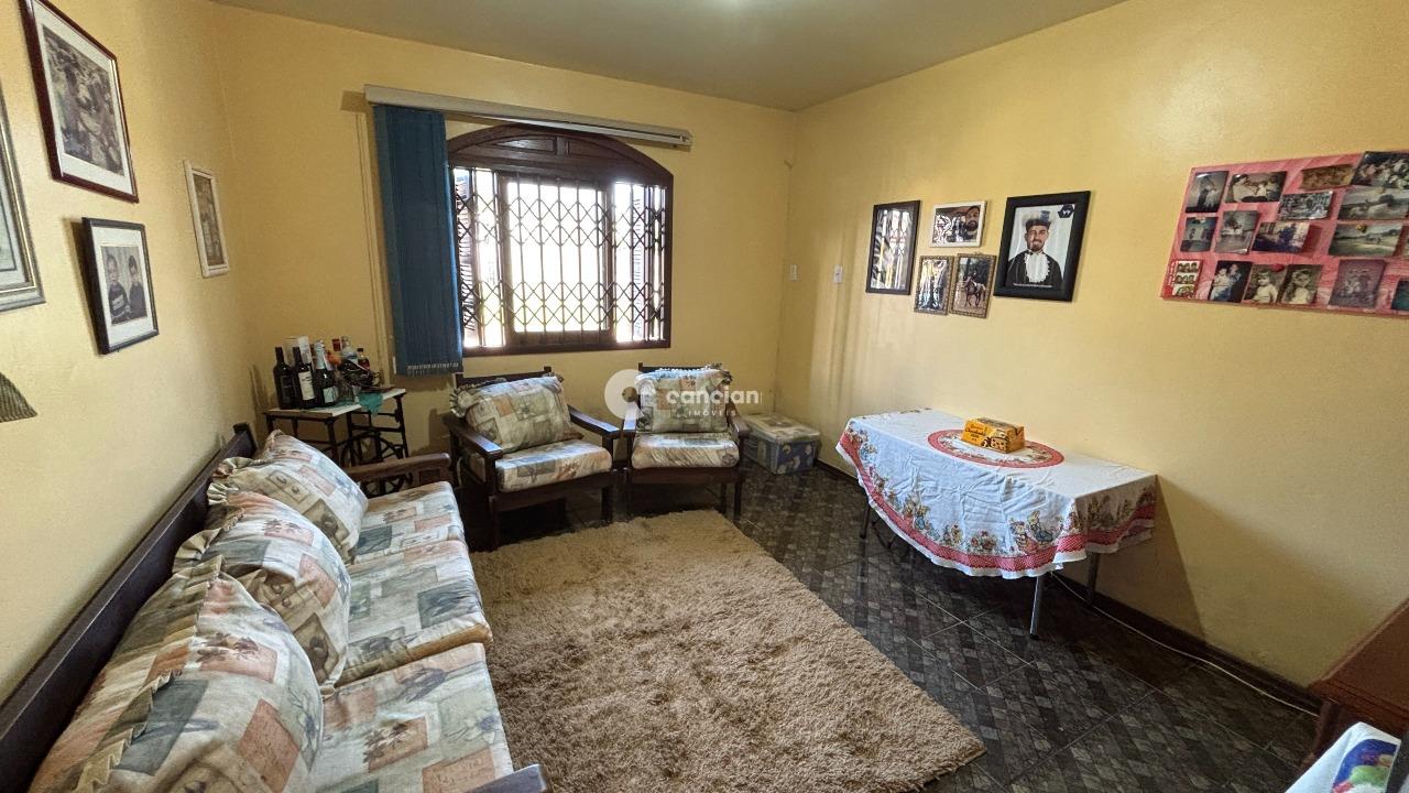 Casa à venda no Camobi: 